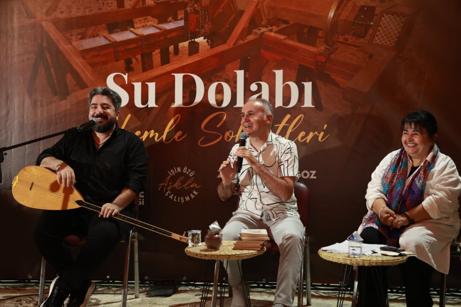 Tarihi Su Dolabı’nda Neşet Ertaş Türküleri Yankılandı