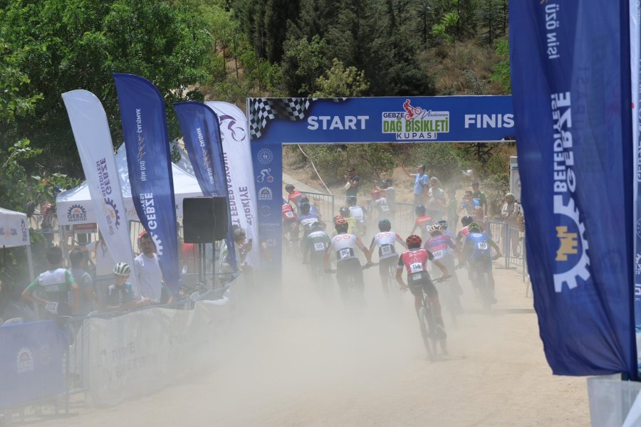 Gebze Uluslararası Dağ Bisikleti Kupası’nda Nefesler Kesildi