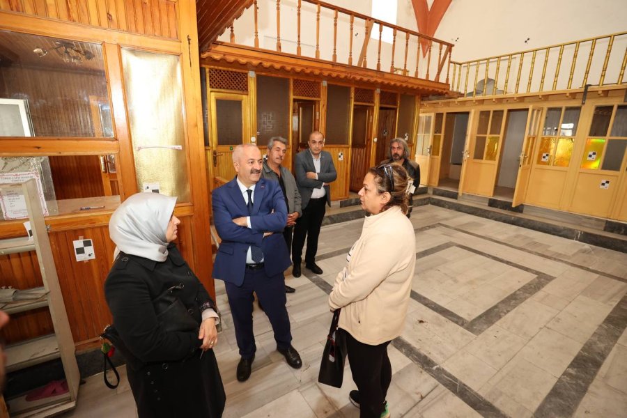 Gebze’de Tarihi Çarşı Hamamı Restore Edilecek