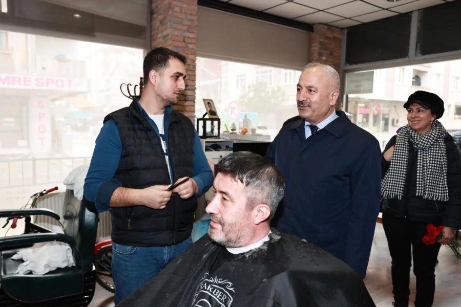 Cumhur İttifakı Başkan Adayı  Büyükgöz Gebzeyi Adım Adım Dolaşıyor