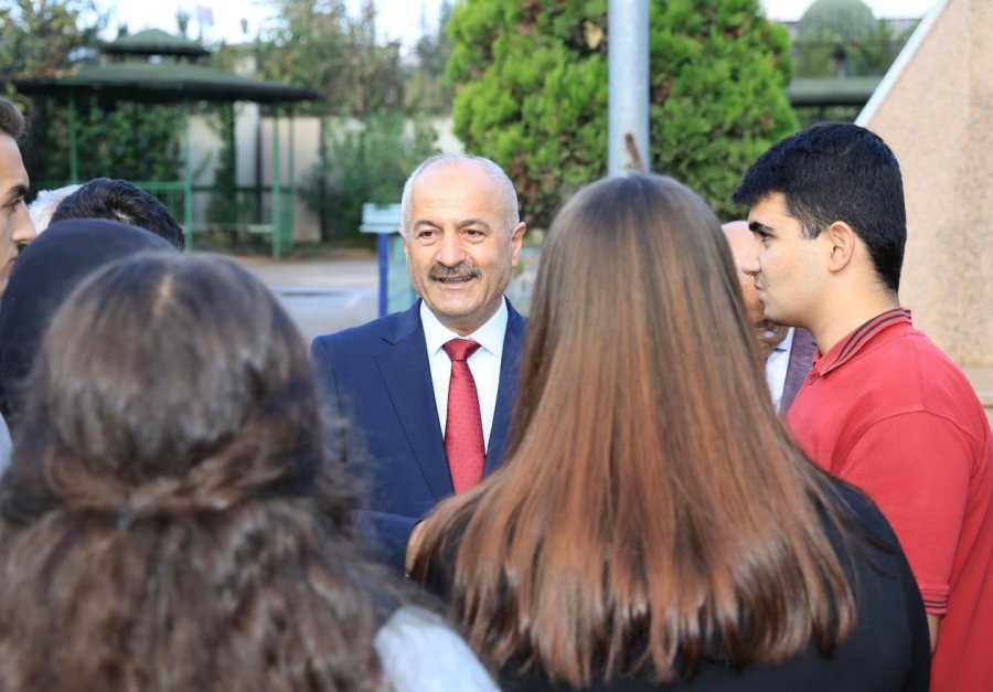 Kaymakam Özyiğit ve Başkan Büyükgöz Bayrak Töreninde