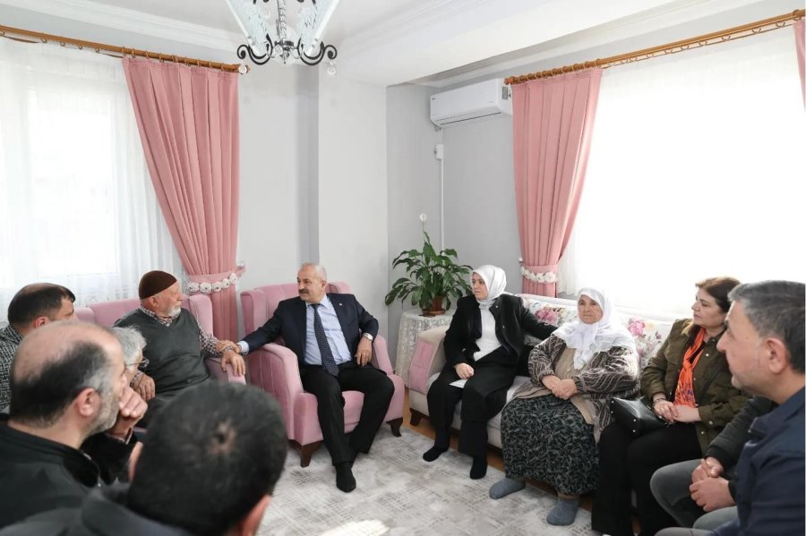 Cumhur İttifakı Adayı Büyükgöz, İnönü’yü Turladı 