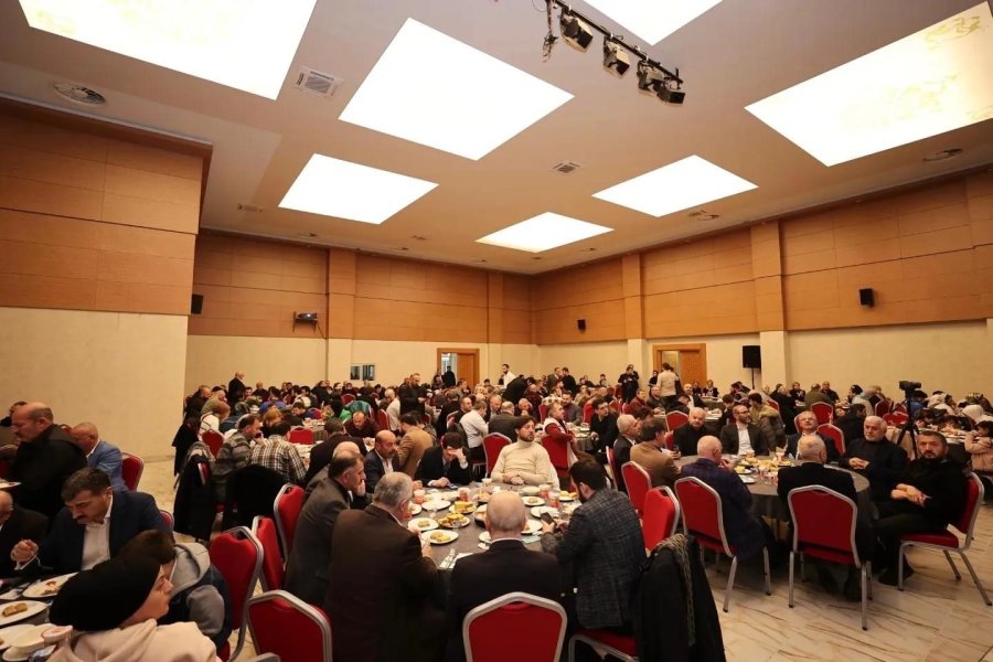 Serhat İlleri ve Trabzonlular  Başkan Büyükgöz’e Konuk Oldu