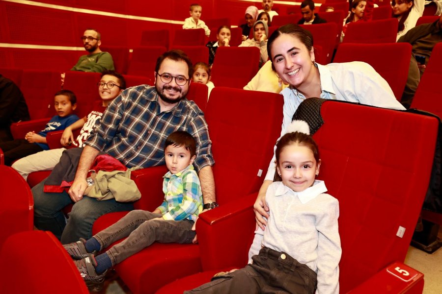 Miniklerden “Aslan Hürkuş 4: Hürjet”le eğlendi