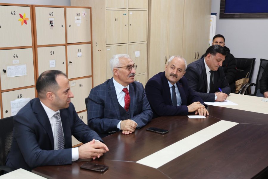 BAŞKAN BÜYÜKGÖZDEN OKULLARA ZİYARET