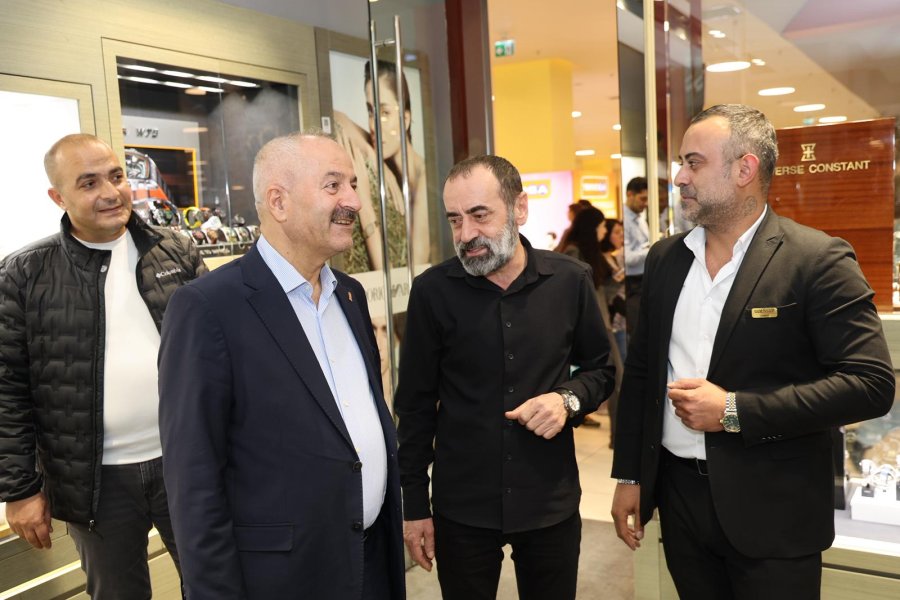 Başkan Büyükgöz’den Gebze Center Esnafına Ziyaret