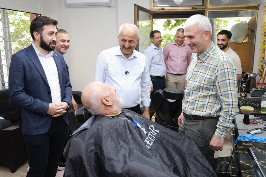 Başkan Zinnur Büyükgöz Arapçeşme’de Esnafla Bir Araya Geldi