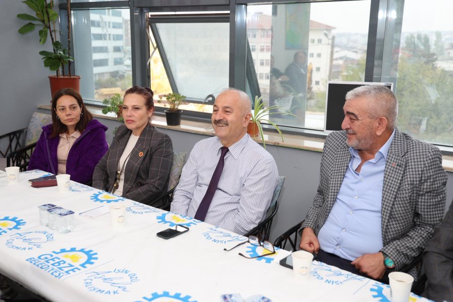 Başkan Büyükgöz Muhtarlarla Bir Araya Geldi