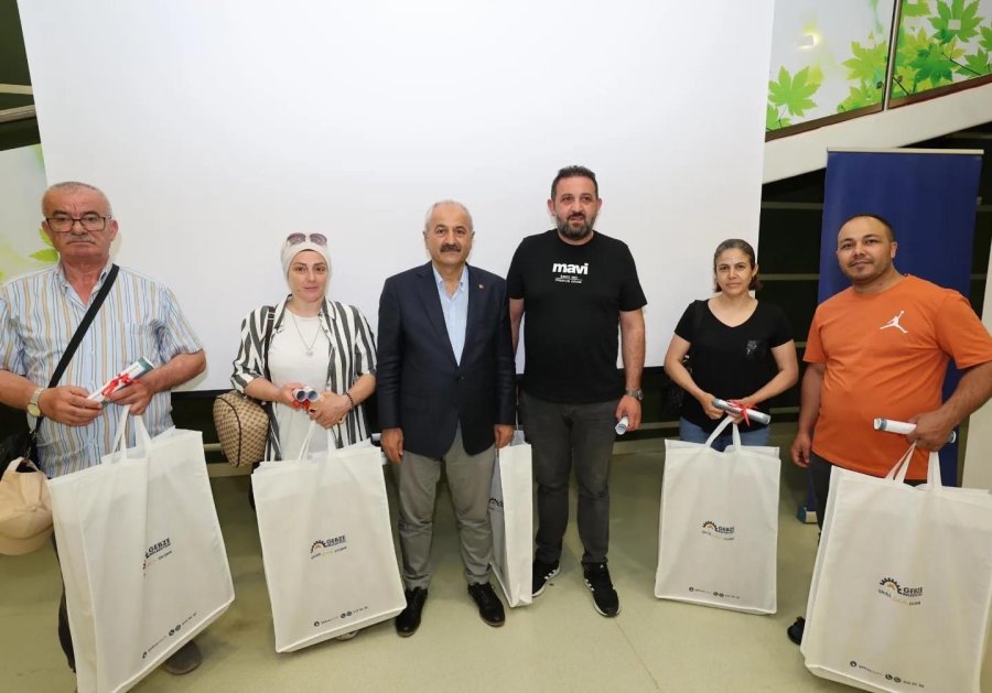 Pelitli ve Cumaköylü Hak Sahipleri Tapularına Kavuştu