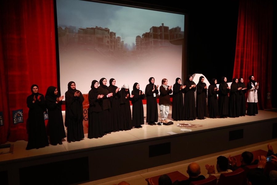 GKM’de “Gazze’nin Kadınları” Ayakta Alkışlandı