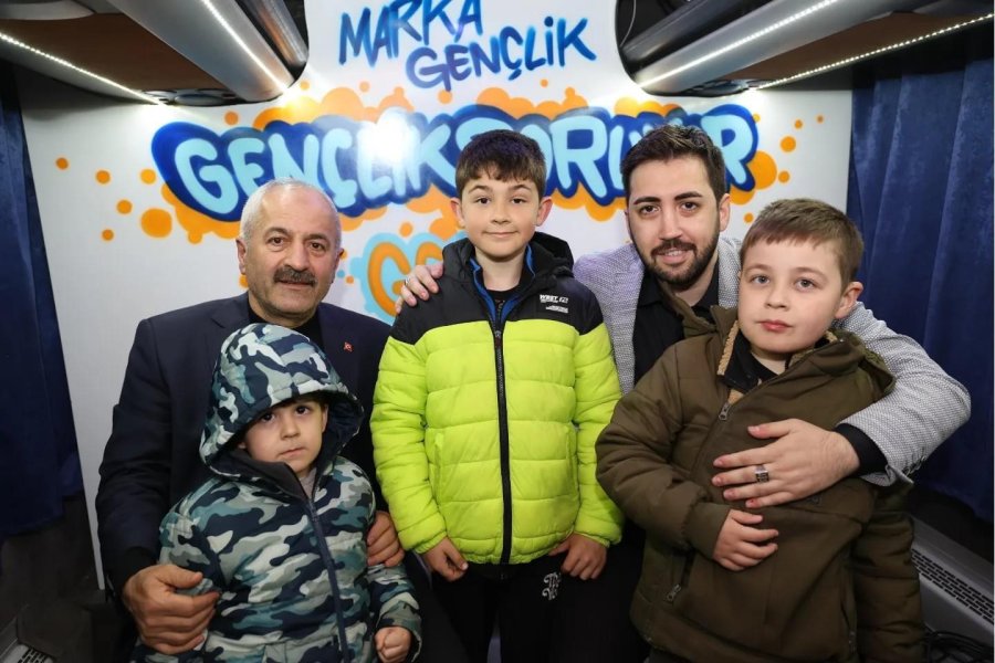 Üniversiteli Gençler Sordu Başkan Adayı Büyükgöz Cevapladı