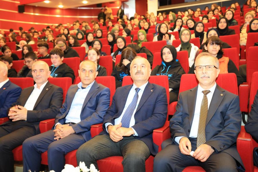 Gebze Kitap Fuarında  Ç. Mustafa Paşa Paneli