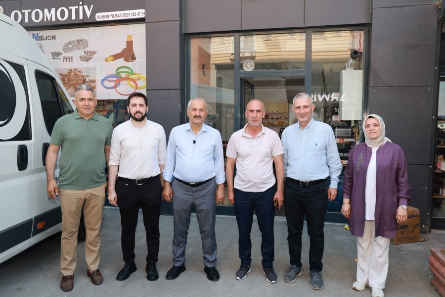 Arapçeşme’de Esnafla İstişare: Beş Başkan Namık Kemal Caddesi’ndeydi