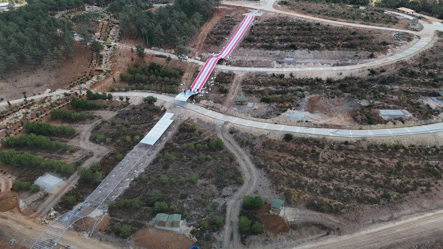 Gebze, Mor-Beyaz Dev Kaydırakla Eğlencenin Merkezi Olacak