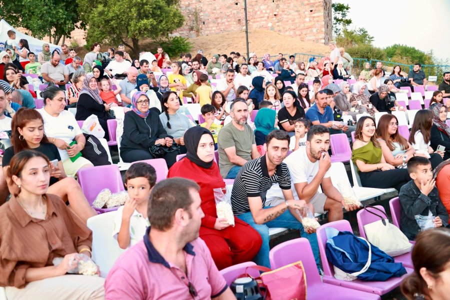 Eskihisar’da Kültür ve Sanat Rüzgârı Devam Ediyor