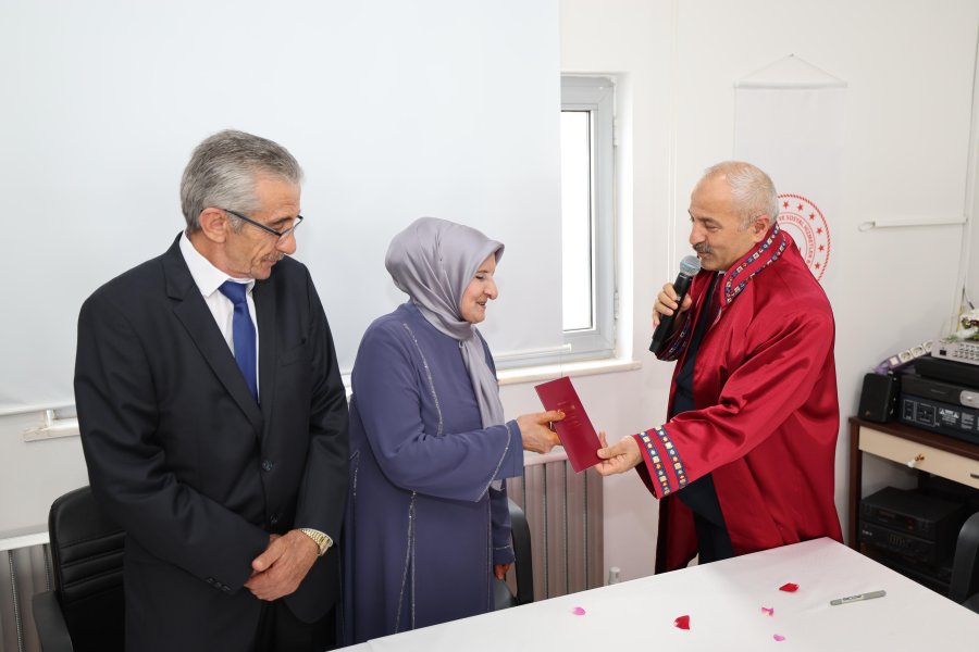 Başkan Büyükgöz Huzurevinde Nikah Kıydı