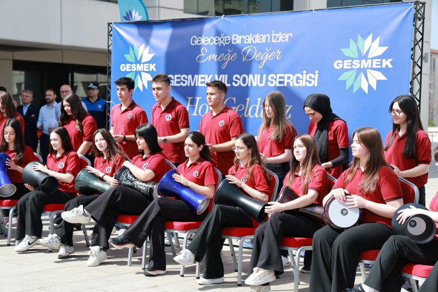 GESMEK Yılsonu Sergisi Açıldı
