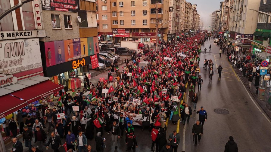Gebze’de Binlerce Vicdan Gazze İçin Sokaklarda Buluştu