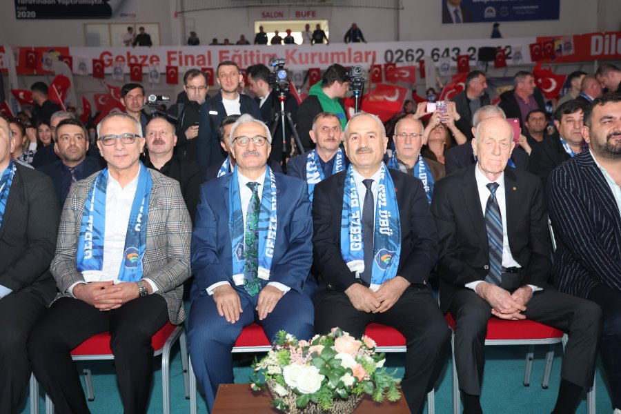 Gebze’nin “Efeleri” Şampiyonluk Kupasına Kavuştu