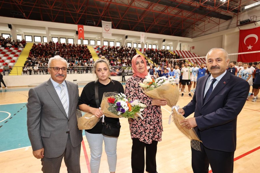 Gebze Belediyesi’nden  Şehit Sporcu İçin Vefa Turnuvası