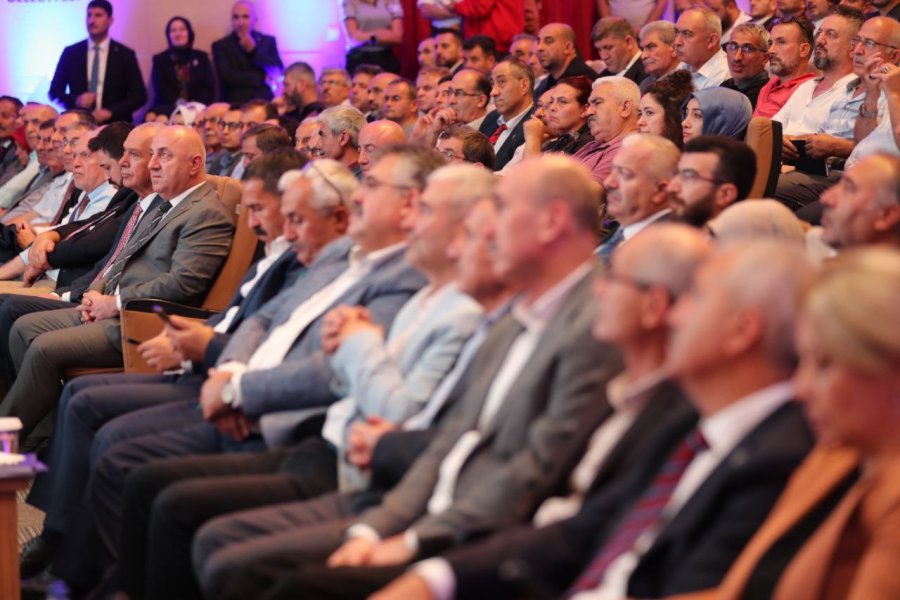 Gebze Belediyesi Hizmet ve Yatırım Dönem Toplantısında Konuşan Başkan BÜYÜKGÖZ: