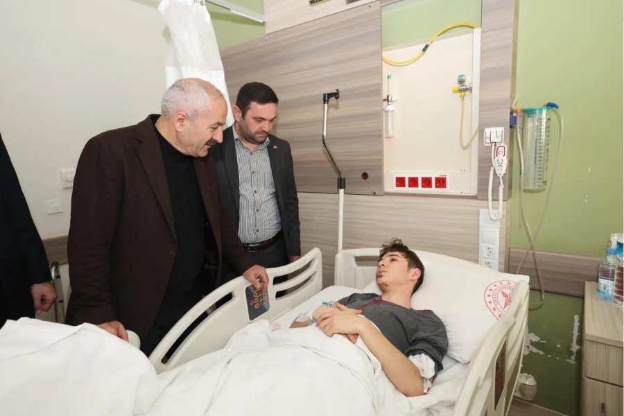 Büyükgöz’den Hastalar Moral Ziyareti 