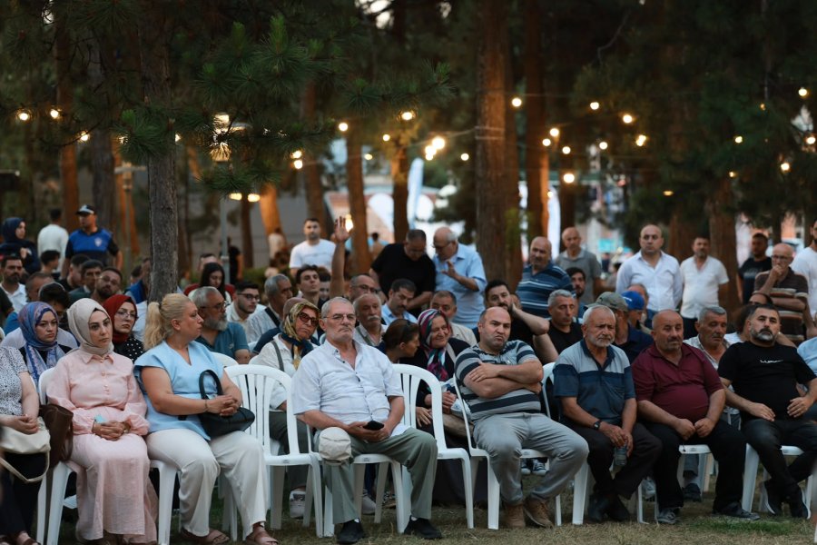 Vatandaş Soruyor, Başkan Cevaplıyor Bu Kez Çamlık Parkı'ndaydı