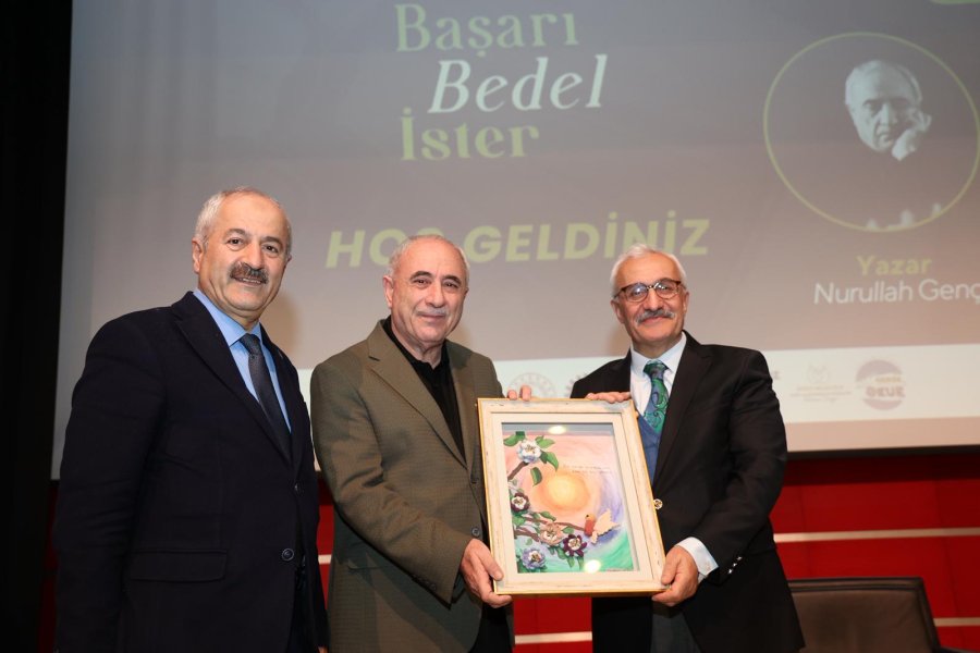 GEBZE OKUR PROJESİ KAPSAMINDA NURULLAH GENÇ GEBZELİLERLE BULUŞTU