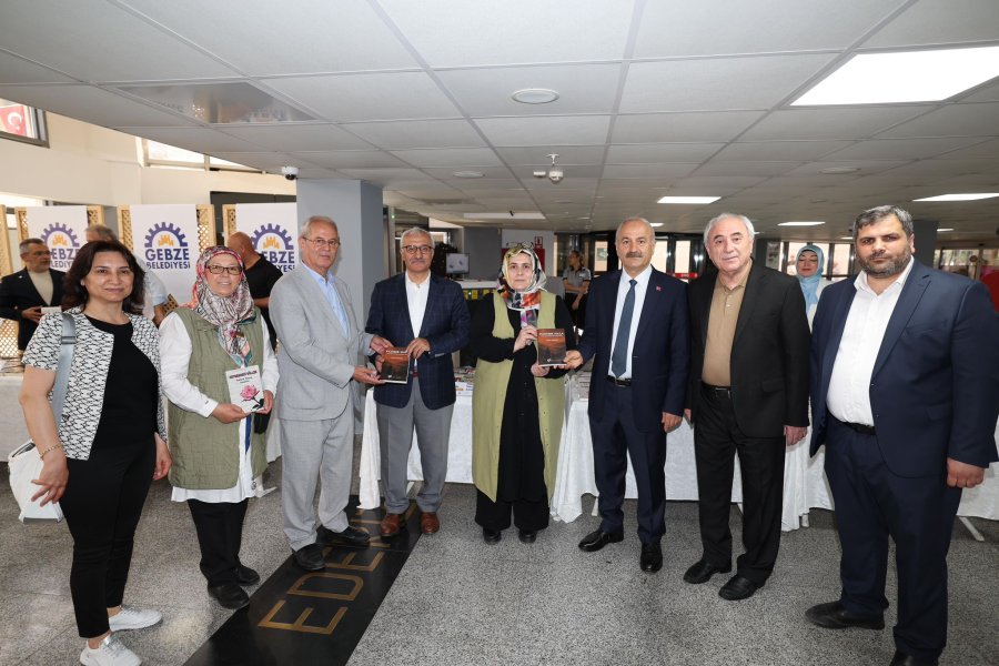 Gebze Belediyesi’nin “Bizim Yazarlar Kitap Tanıtım Günleri” Başladı