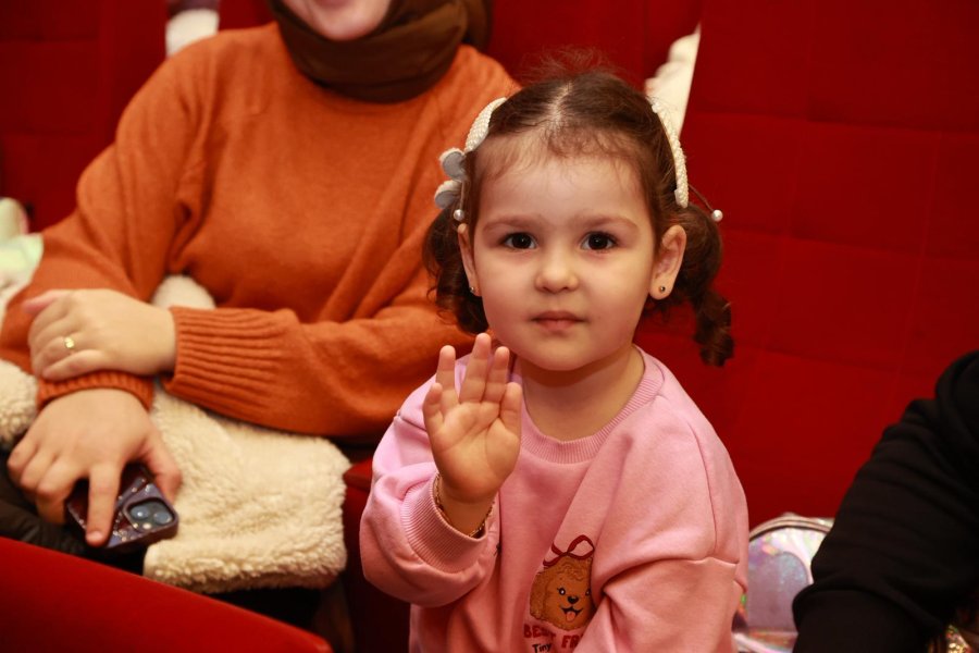 Başkan Büyükgöz’den Minik Sinemaseverlere Sürpriz