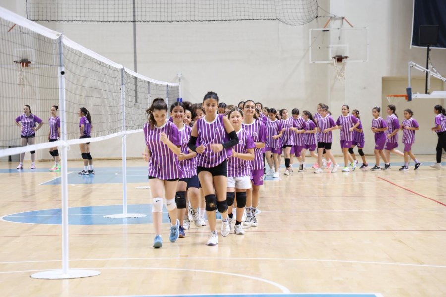 YAZ SPOR OKULLARINDA EĞİTİMLER BAŞLADI