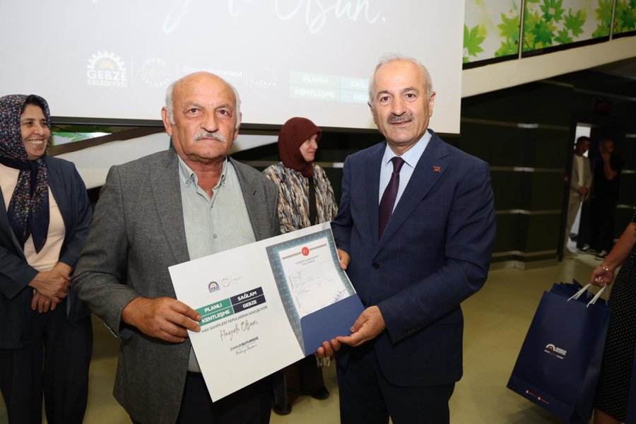 Kadıllı, Ahatlı ve Cumaköy’de 843 Hak Sahibi Tapularına Kavuştu