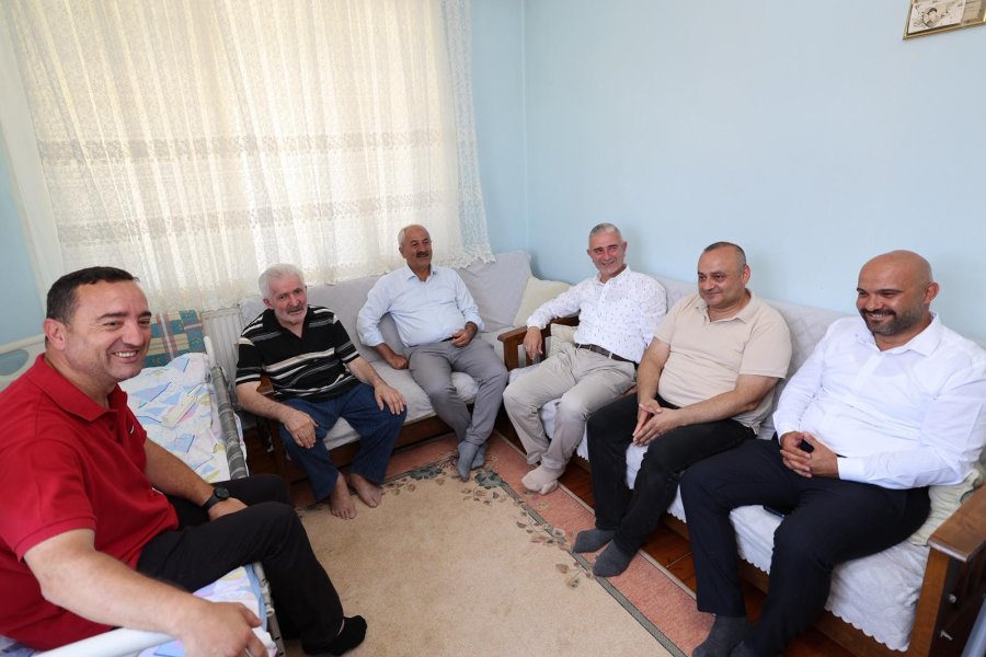 BAŞKAN BÜYÜKGÖZDEN KIBRIS GAZİSİNE ZİYARET