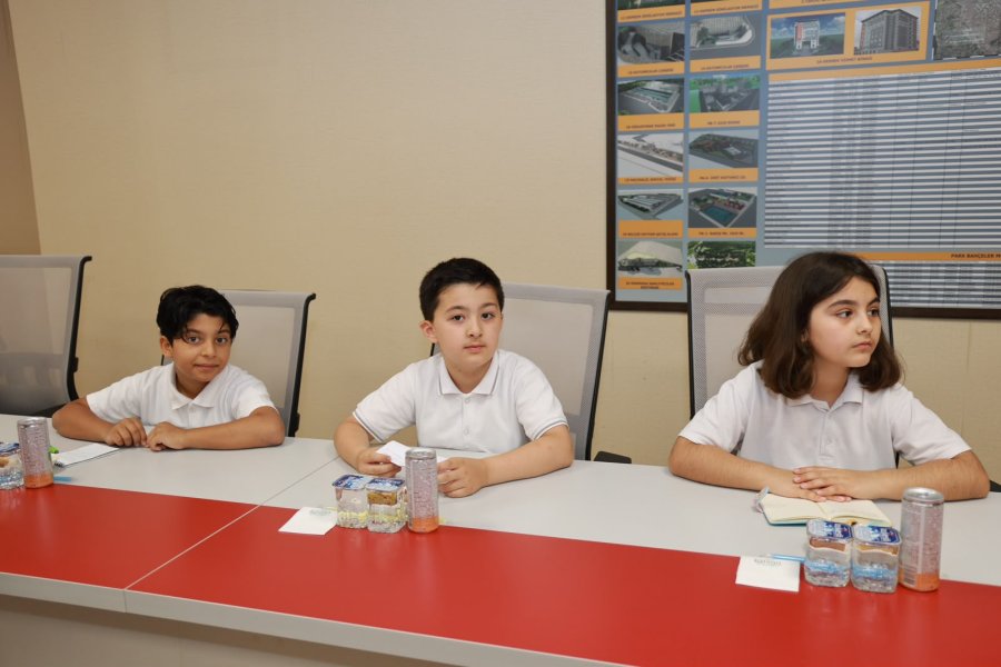 Minik Öğrencilerden Başkan Büyükgöz’e Ziyaret