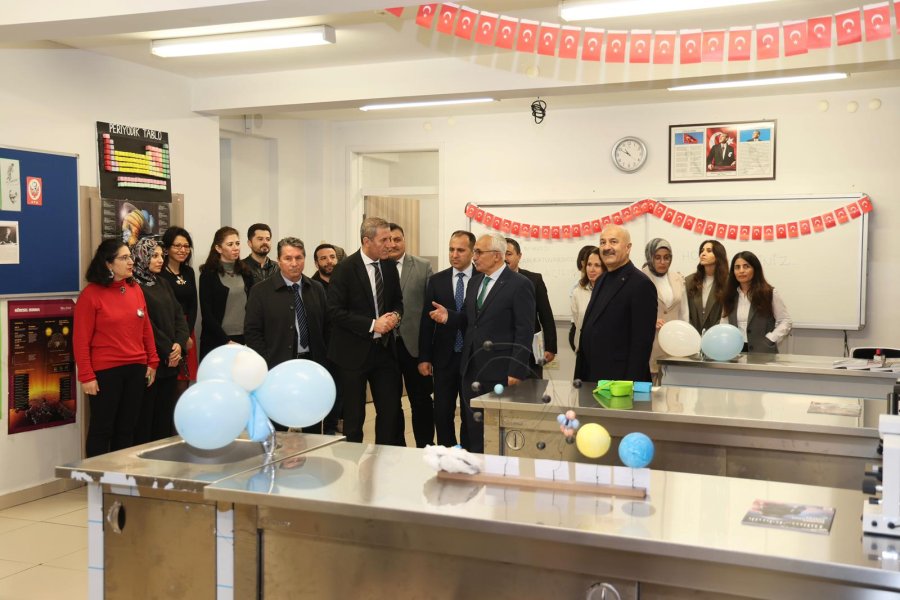 Başkan Büyükgöz ve Kaymakam Özyiğit’ten Okullara Ziyaret