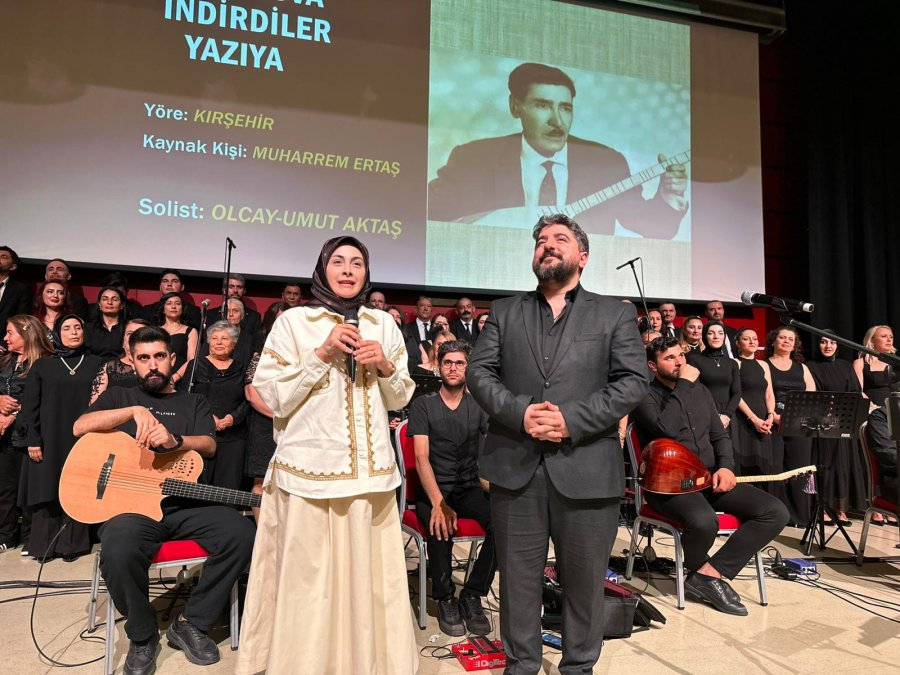 GESMEK Türk Halk Müziği Konserine Yoğun İlgi