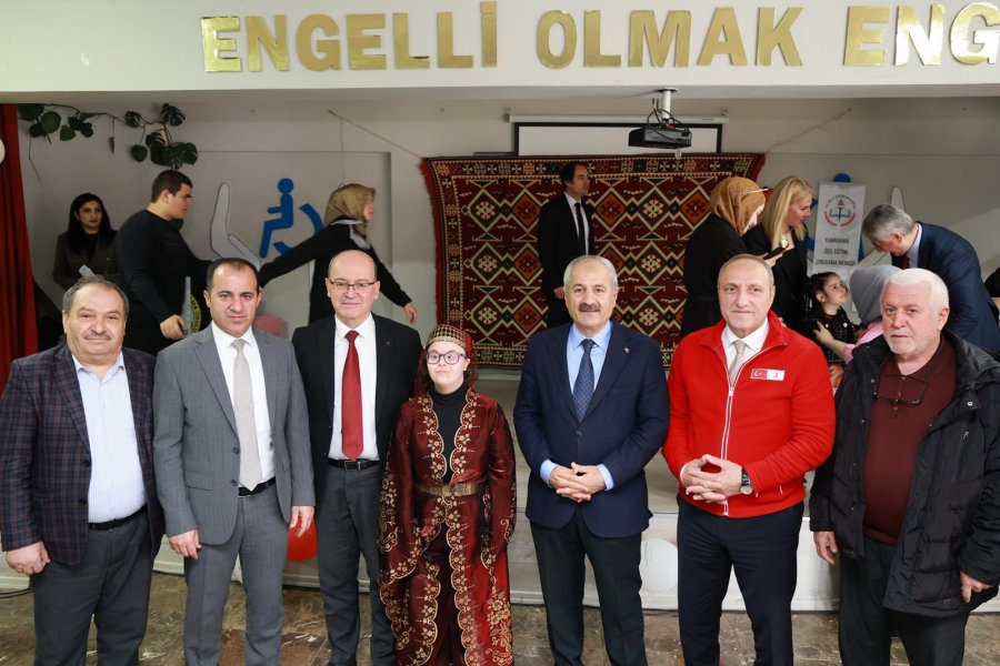 Gebzede Otizm Farkındalığına Anlamlı Program