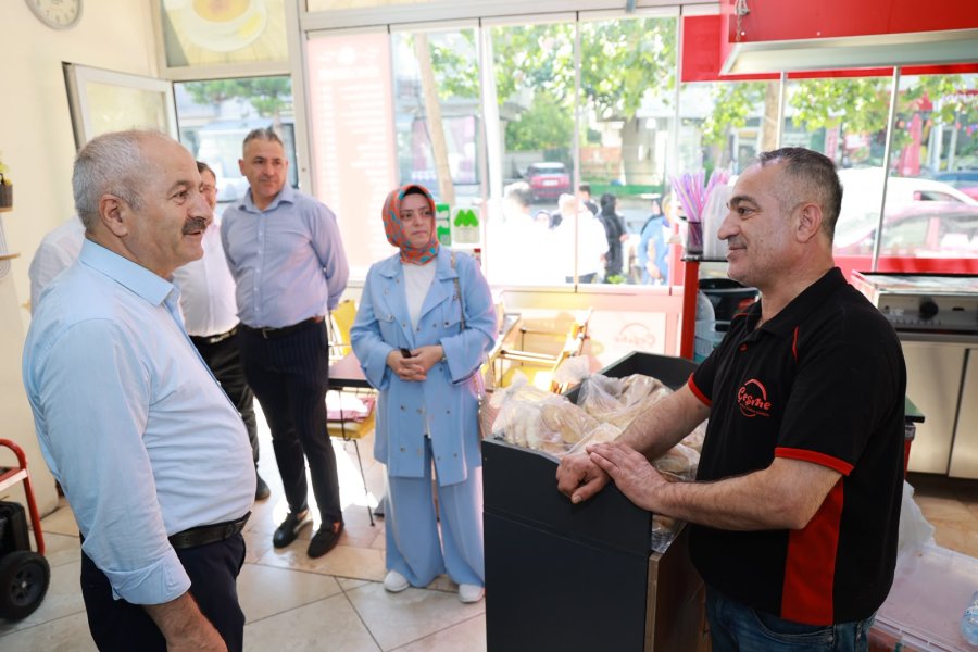 Başkan Büyükgöz Arapçeşme Esnafıyla Bir Araya Geldi