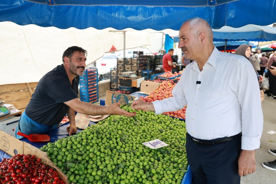 Mevlana Kapalı Pazar Yeri’nde Esnaf ve Vatandaşla Gönül Buluşması