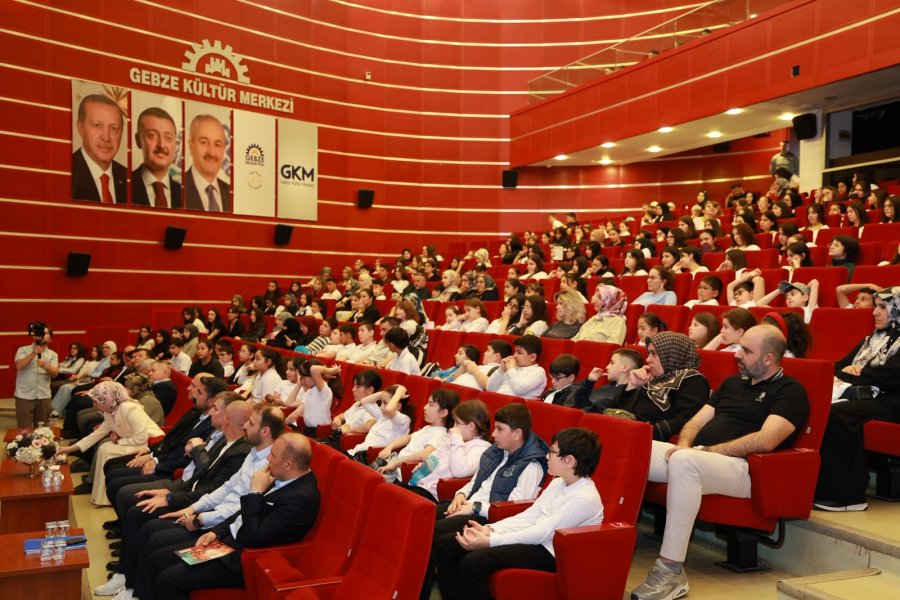 3. Bizim Yazarlar Kitap Tanıtım Günleri Başladı
