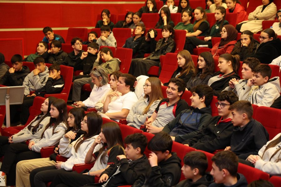 GKM’de Sınav Maratonuna Hazırlanan Öğrencilere Özel Söyleşi