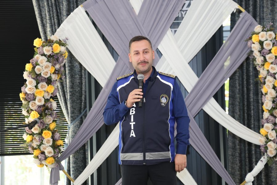 Başkan Büyükgöz Zabıta Personeliyle Buluştu