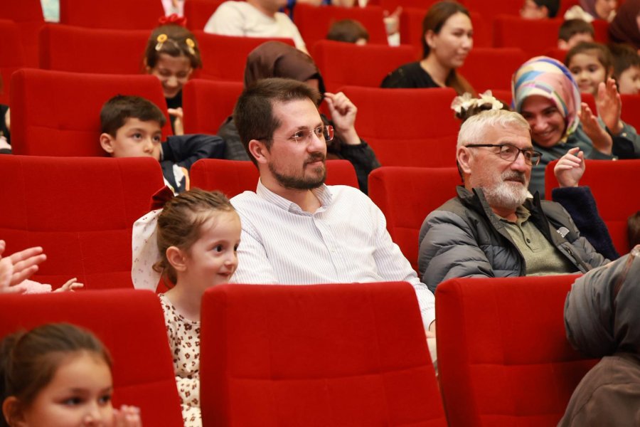 Başkan Büyükgöz Çocuklarla GKM’de Buluştu