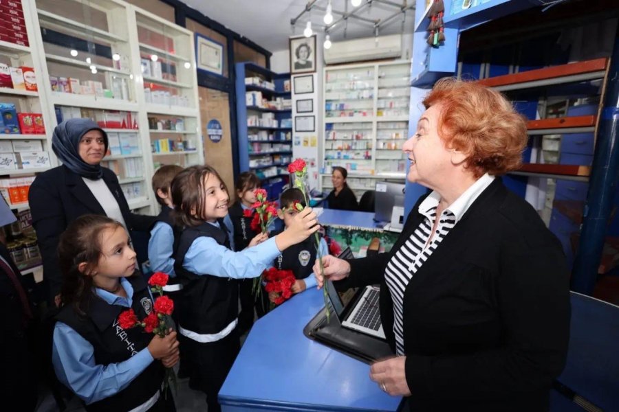 Başkan Büyükgöz Minik Zabıtalarla Denetim Turunda