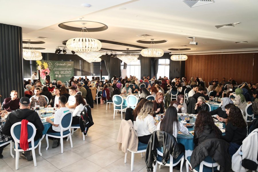 BAŞKAN BÜYÜKGÖZ EĞİTİMCİLERLE KAHVALTIDA BULUŞTU