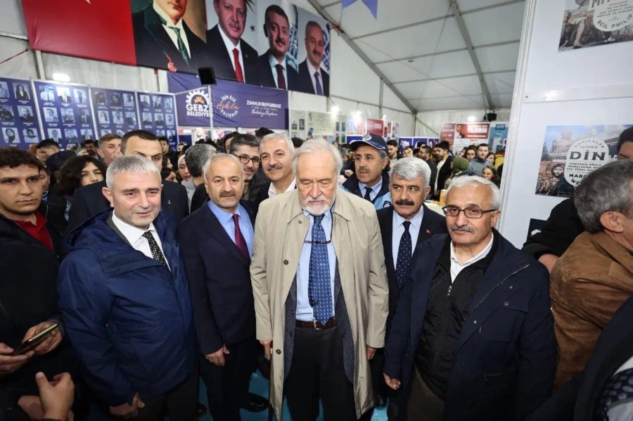 Gebze Kitap Fuarı Görkemli Törenler Kapılarını Açtı