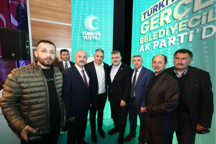 Görkemli ve Coşkulu Seçim Beyannamesi Sunumu