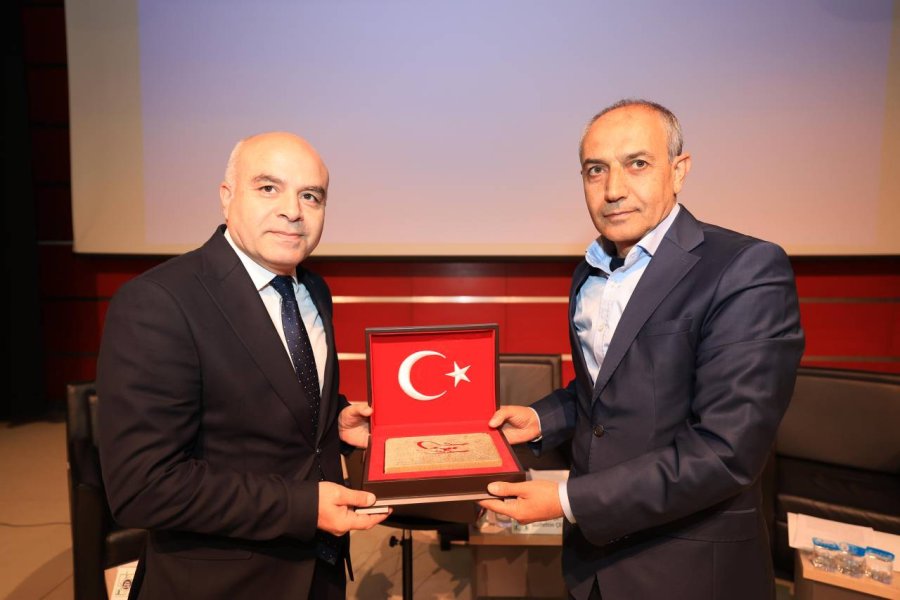 Gebze Kitap Fuarında  Ç. Mustafa Paşa Paneli