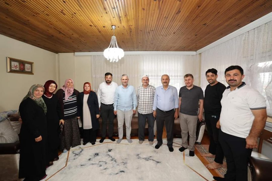 Başkan Büyükgöz’den  Gebzeli Hacılara Ziyaret