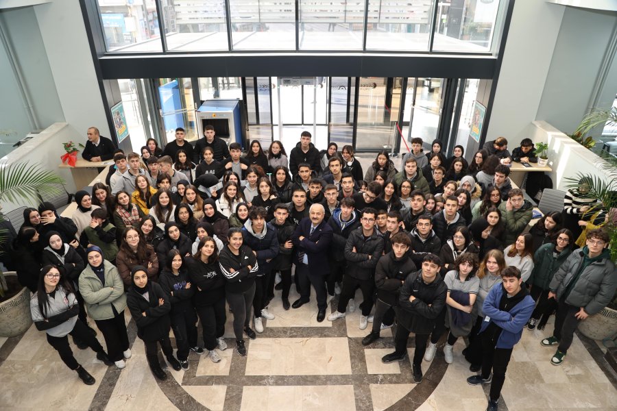 GEBZELİ ÖĞRENCİLERİN GÜZİDE GENÇLİK MERKEZİ VAR